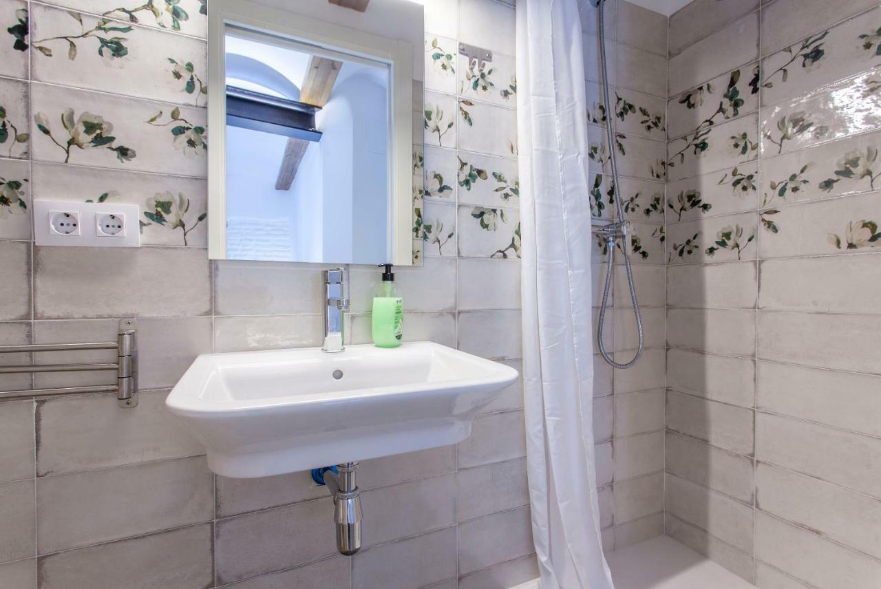 Apartup Central Market II Valencia Eksteriør billede